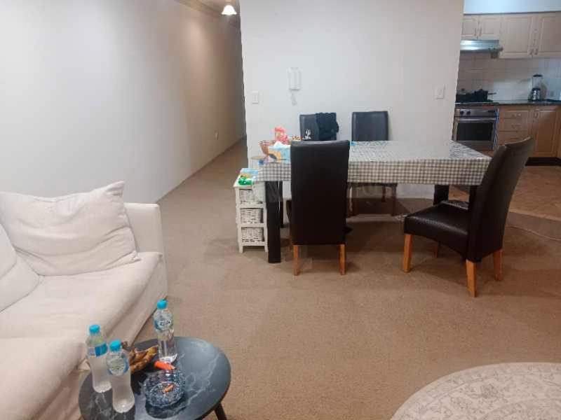 Burwood S Apartment *